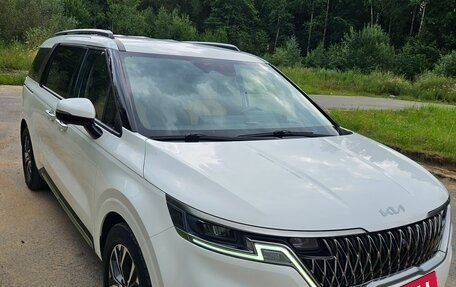 KIA Carnival, 2021 год, 4 000 000 рублей, 2 фотография