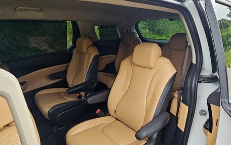 KIA Carnival, 2021 год, 4 000 000 рублей, 9 фотография