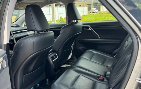Lexus RX IV рестайлинг, 2019 год, 3 350 000 рублей, 5 фотография