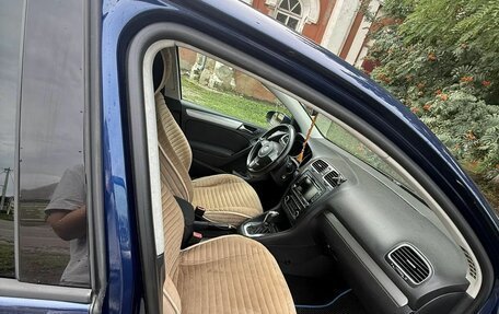 Volkswagen Golf VI, 2011 год, 780 000 рублей, 6 фотография