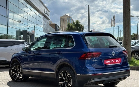 Volkswagen Tiguan II, 2018 год, 1 899 000 рублей, 4 фотография