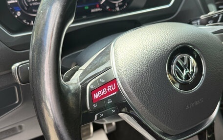 Volkswagen Tiguan II, 2018 год, 1 899 000 рублей, 8 фотография