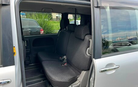 Toyota Sienta I, 2013 год, 999 000 рублей, 11 фотография