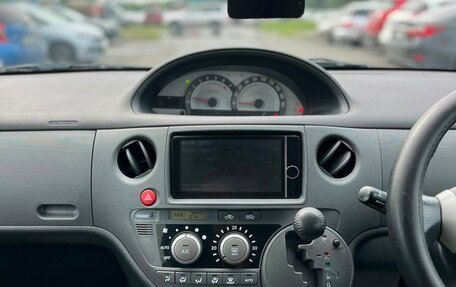 Toyota Sienta I, 2013 год, 999 000 рублей, 21 фотография