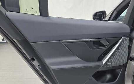 BMW 5 серия, 2025 год, 5 540 000 рублей, 10 фотография