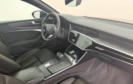 Audi A7, 2018 год, 3 910 000 рублей, 13 фотография