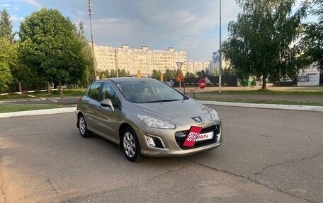 Peugeot 308 II, 2011 год, 850 000 рублей, 2 фотография