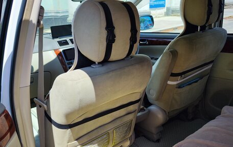 Toyota Ipsum II, 2004 год, 1 050 000 рублей, 8 фотография