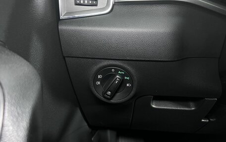 Skoda Karoq I, 2021 год, 2 300 000 рублей, 17 фотография