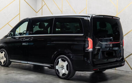 Mercedes-Benz V-Класс, 2026 год, 13 700 000 рублей, 2 фотография