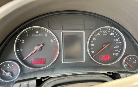 Audi A4, 2002 год, 580 000 рублей, 12 фотография