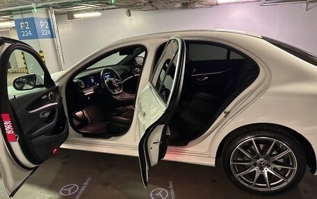 Mercedes-Benz E-Класс, 2022 год, 5 181 000 рублей, 3 фотография