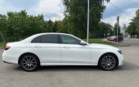 Mercedes-Benz E-Класс, 2022 год, 5 181 000 рублей, 9 фотография