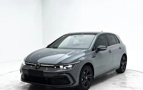 Volkswagen Golf VIII, 2022 год, 2 050 000 рублей, 1 фотография