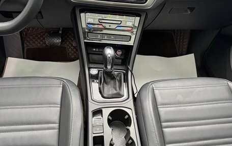 Volkswagen Touran III, 2022 год, 1 870 000 рублей, 16 фотография