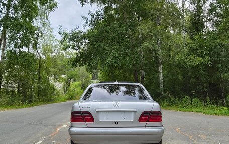 Mercedes-Benz E-Класс, 1997 год, 950 000 рублей, 6 фотография