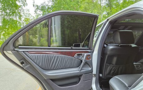 Mercedes-Benz E-Класс, 1997 год, 950 000 рублей, 17 фотография