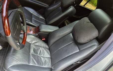 Mercedes-Benz E-Класс, 1997 год, 950 000 рублей, 22 фотография