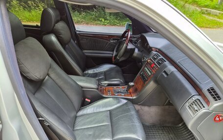 Mercedes-Benz E-Класс, 1997 год, 950 000 рублей, 27 фотография