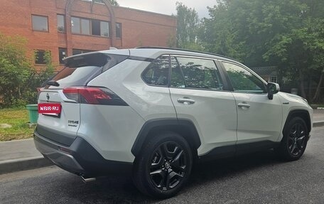 Toyota RAV4, 2020 год, 4 500 000 рублей, 6 фотография