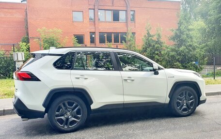 Toyota RAV4, 2020 год, 4 500 000 рублей, 12 фотография