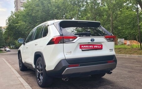Toyota RAV4, 2020 год, 4 500 000 рублей, 10 фотография