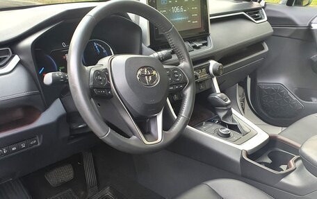 Toyota RAV4, 2020 год, 4 500 000 рублей, 34 фотография