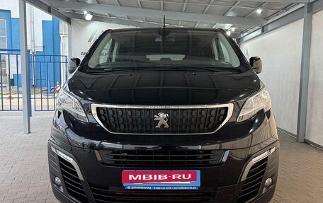 Peugeot Traveller I, 2018 год, 2 549 000 рублей, 8 фотография