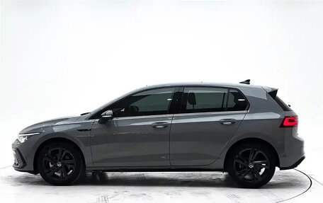 Volkswagen Golf VIII, 2022 год, 2 050 000 рублей, 7 фотография