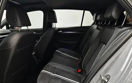 Volkswagen Golf VIII, 2022 год, 2 050 000 рублей, 20 фотография