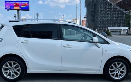 Toyota Verso I, 2011 год, 1 050 000 рублей, 3 фотография
