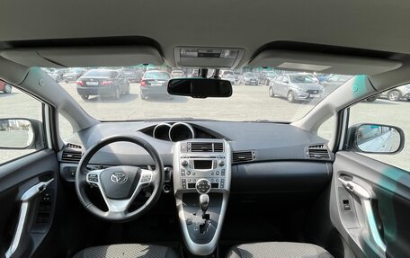 Toyota Verso I, 2011 год, 1 050 000 рублей, 8 фотография