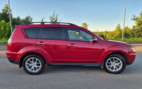Mitsubishi Outlander III рестайлинг 3, 2012 год, 1 050 000 рублей, 7 фотография