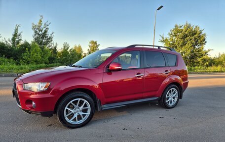 Mitsubishi Outlander III рестайлинг 3, 2012 год, 1 050 000 рублей, 11 фотография