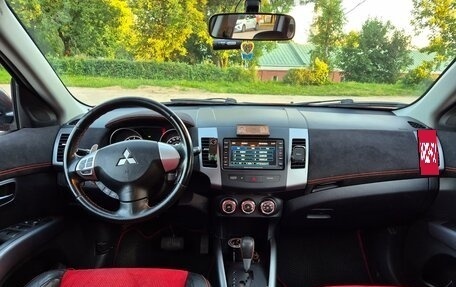 Mitsubishi Outlander III рестайлинг 3, 2012 год, 1 050 000 рублей, 19 фотография