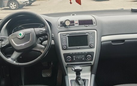 Skoda Octavia, 2011 год, 399 000 рублей, 10 фотография