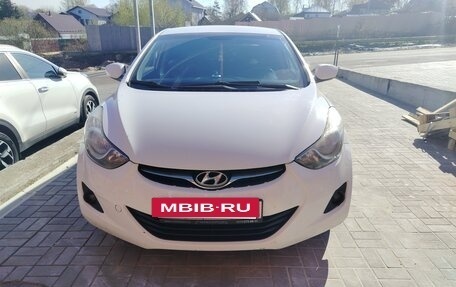 Hyundai Elantra V, 2013 год, 850 000 рублей, 7 фотография
