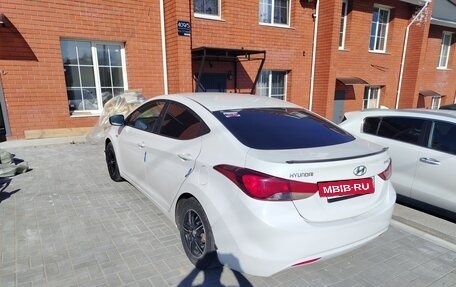 Hyundai Elantra V, 2013 год, 850 000 рублей, 14 фотография