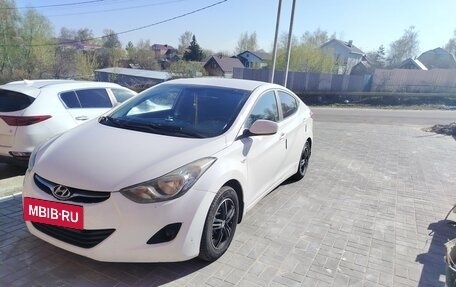 Hyundai Elantra V, 2013 год, 850 000 рублей, 9 фотография