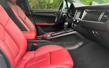 Porsche Macan I рестайлинг, 2022 год, 7 198 000 рублей, 15 фотография