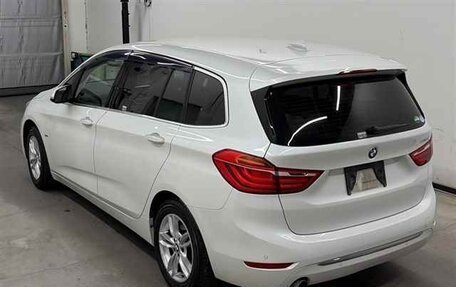 BMW 2 серия Grand Tourer F46 рестайлинг, 2017 год, 930 000 рублей, 3 фотография