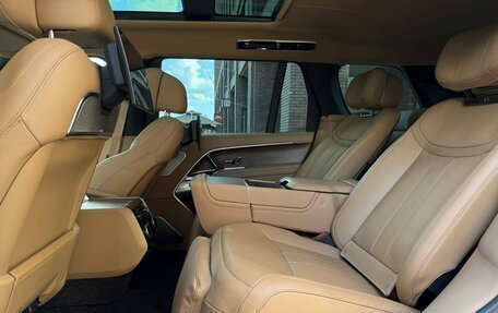 Land Rover Range Rover IV рестайлинг, 2023 год, 22 000 000 рублей, 27 фотография