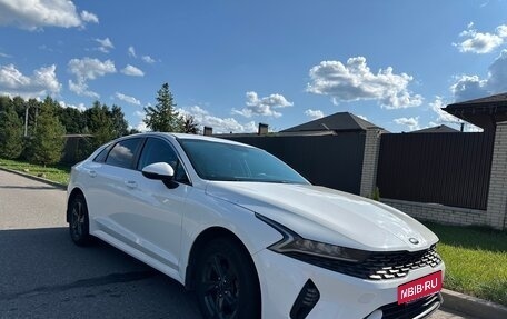 KIA K5, 2021 год, 1 750 000 рублей, 3 фотография