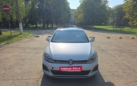 Volkswagen Golf VII, 2020 год, 1 750 000 рублей, 2 фотография