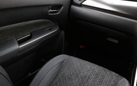 Suzuki Escudo IV, 2021 год, 1 499 000 рублей, 28 фотография
