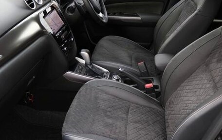 Suzuki Escudo IV, 2021 год, 1 499 000 рублей, 26 фотография