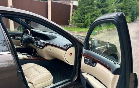 Mercedes-Benz S-Класс, 2011 год, 1 580 000 рублей, 3 фотография