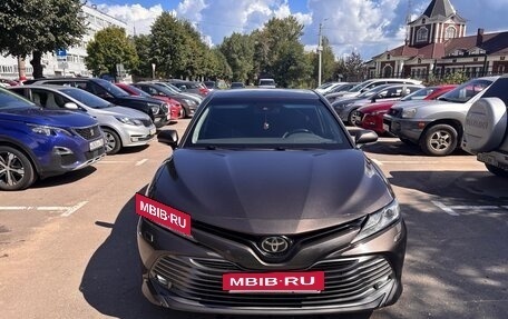 Toyota Camry, 2020 год, 2 990 000 рублей, 2 фотография