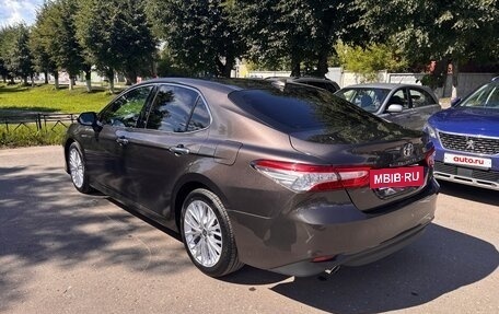 Toyota Camry, 2020 год, 2 990 000 рублей, 6 фотография