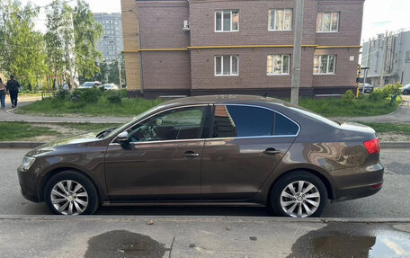 Volkswagen Jetta VI, 2012 год, 900 000 рублей, 11 фотография